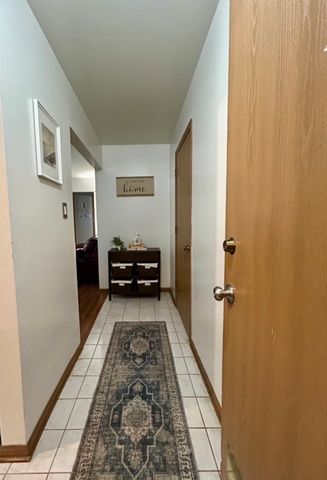 15801 Peggy Lane 1, Oak Forest, IL 60452