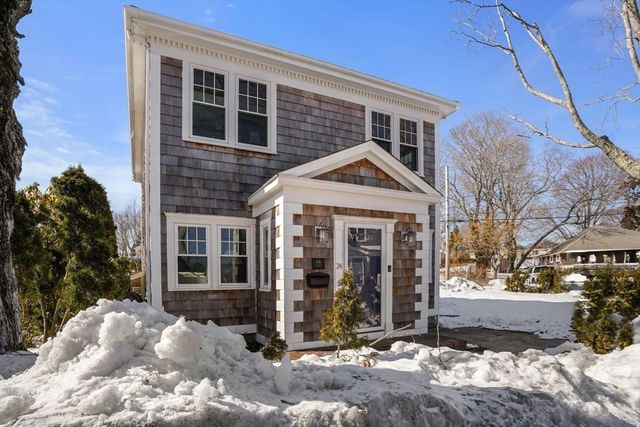 24 Chilton Ave, Kingston, MA 02364