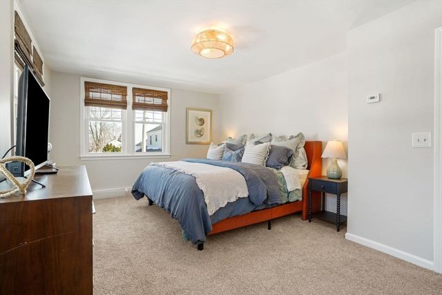 24 Chilton Ave, Kingston, MA 02364