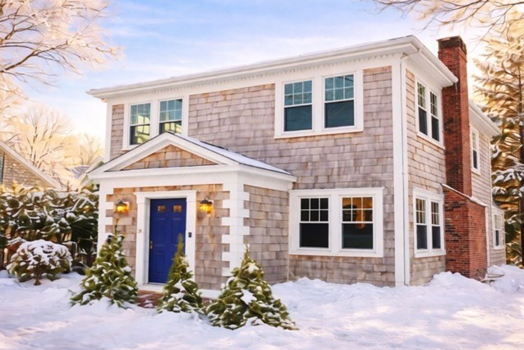 24 Chilton Ave, Kingston, MA 02364