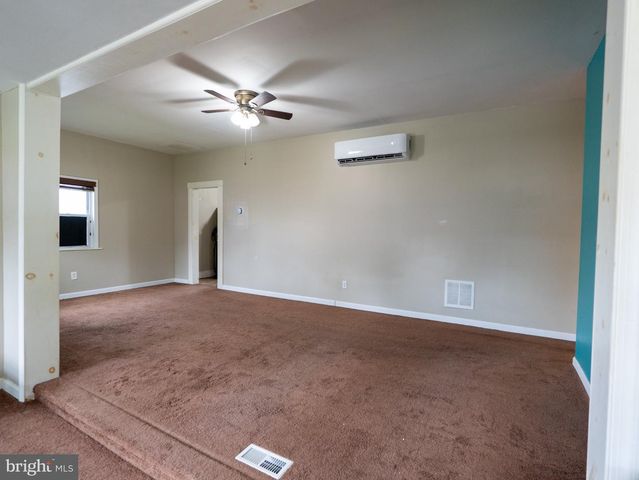 330 JACKSON AVE, Carneys Point, NJ 08069