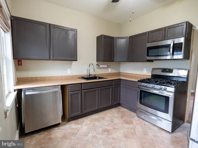 330 JACKSON AVE, Carneys Point, NJ 08069