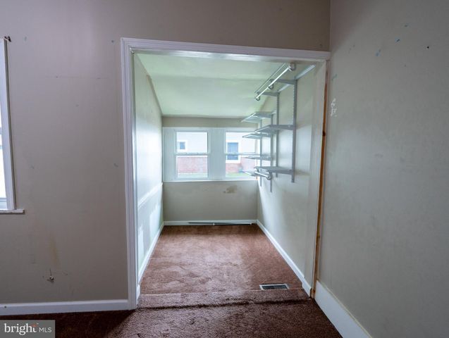330 JACKSON AVE, Carneys Point, NJ 08069