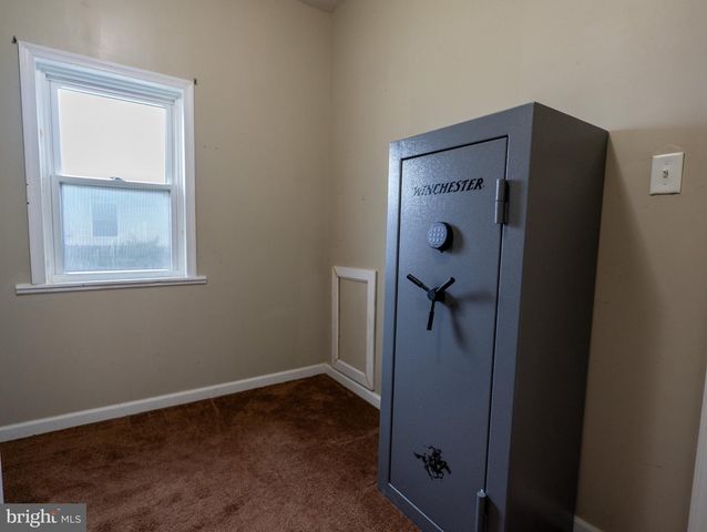 330 JACKSON AVE, Carneys Point, NJ 08069