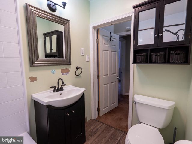 330 JACKSON AVE, Carneys Point, NJ 08069