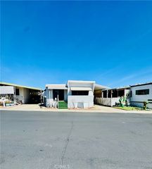 5580 Moreno Street 37, Montclair, CA 91763