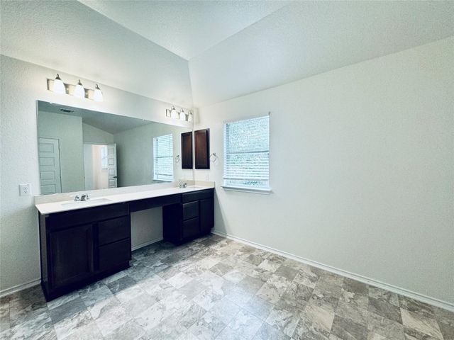 709 Jud Allen WAY, Leander, TX 78641