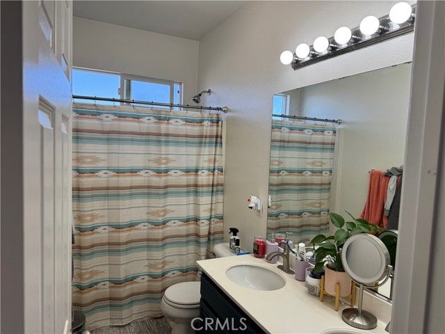 4225 Vahan Court, Lancaster, CA 93536