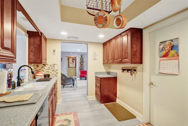 411 NW 26th Court, Pompano Beach, FL 33064