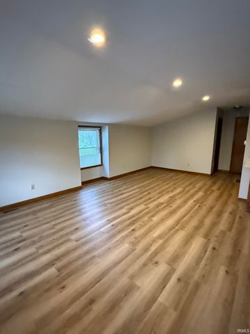 1024 W Country Club Drive, Bloomington, IN 47403
