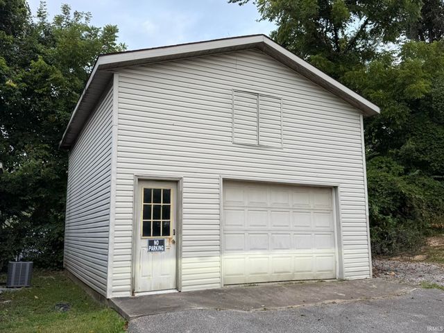 1024 W Country Club Drive, Bloomington, IN 47403
