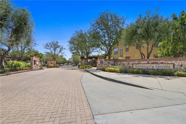 8541 Oak Barrel Place 3, Rancho Cucamonga, CA 91730