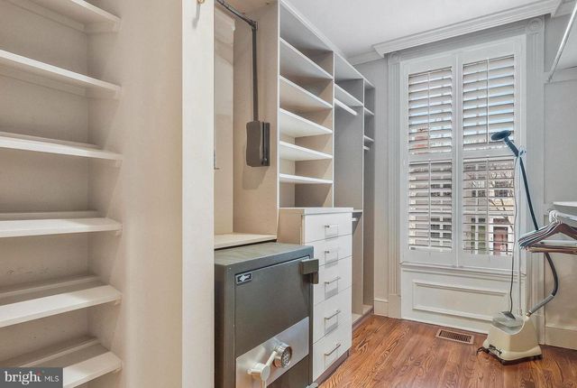 3230 VOLTA PL NW, Washington, DC 20007
