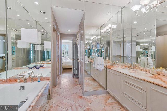 3230 VOLTA PL NW, Washington, DC 20007