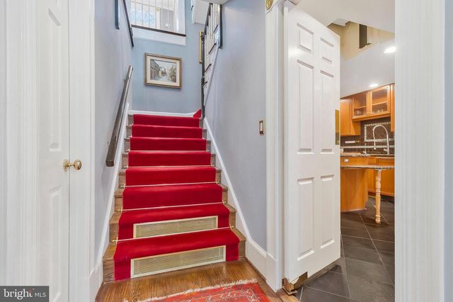 3230 VOLTA PL NW, Washington, DC 20007