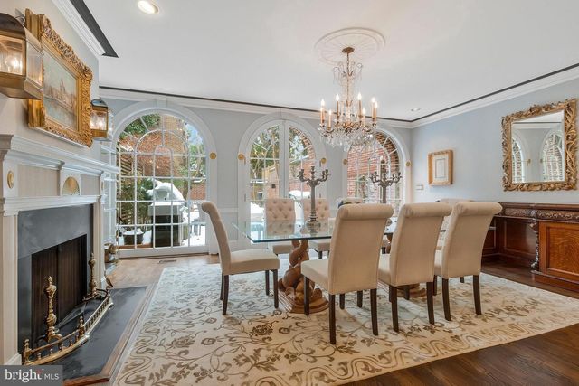 3230 VOLTA PL NW, Washington, DC 20007