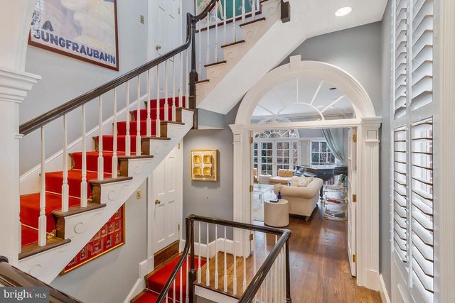 3230 VOLTA PL NW, Washington, DC 20007