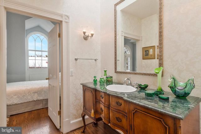 3230 VOLTA PL NW, Washington, DC 20007