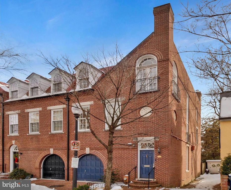 3230 VOLTA PL NW, Washington, DC 20007