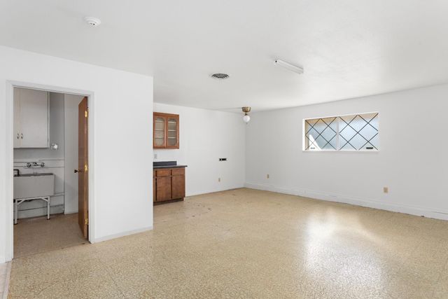 10155 La Gloria Way, Rancho Cordova, CA 95670