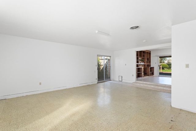 10155 La Gloria Way, Rancho Cordova, CA 95670