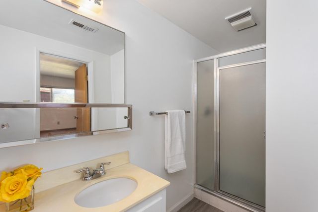 10155 La Gloria Way, Rancho Cordova, CA 95670