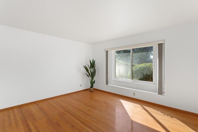 10155 La Gloria Way, Rancho Cordova, CA 95670