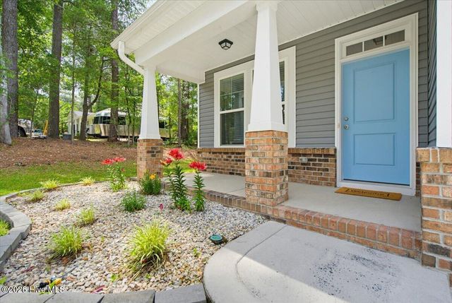 598 E L Ives Drive, Aberdeen, NC 28315
