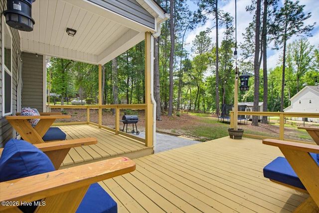 598 E L Ives Drive, Aberdeen, NC 28315