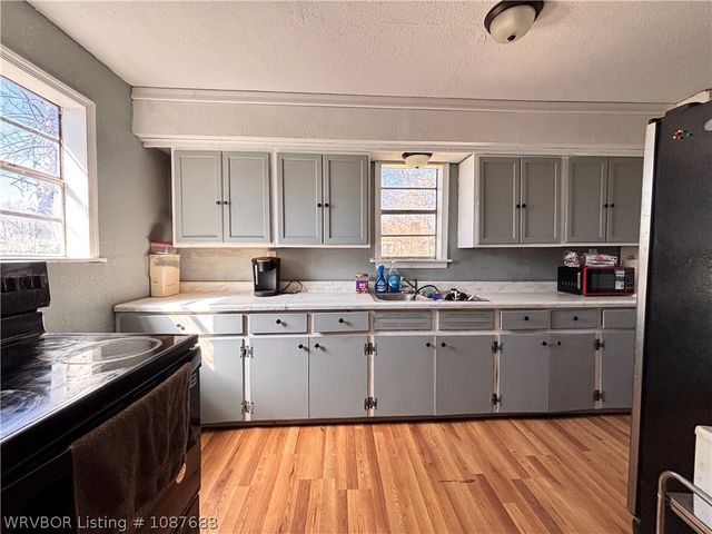 204 Choctaw Street, Hackett, AR 72937