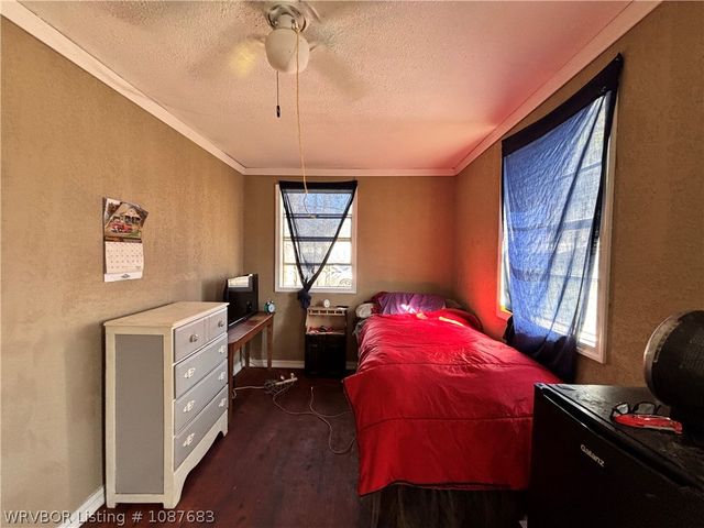 204 Choctaw Street, Hackett, AR 72937