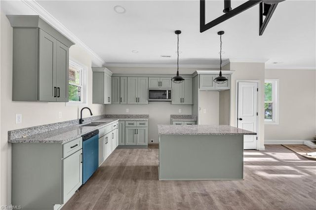 6141 Pepperidge Way, Climax, NC 27233