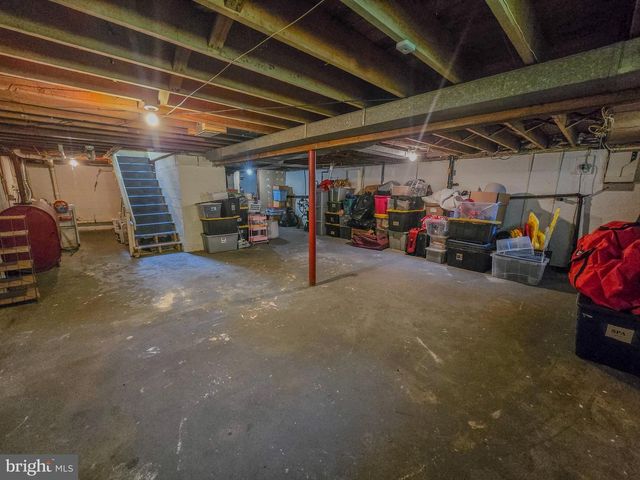 33 DELWOOD RD, Cherry Hill, NJ 08002