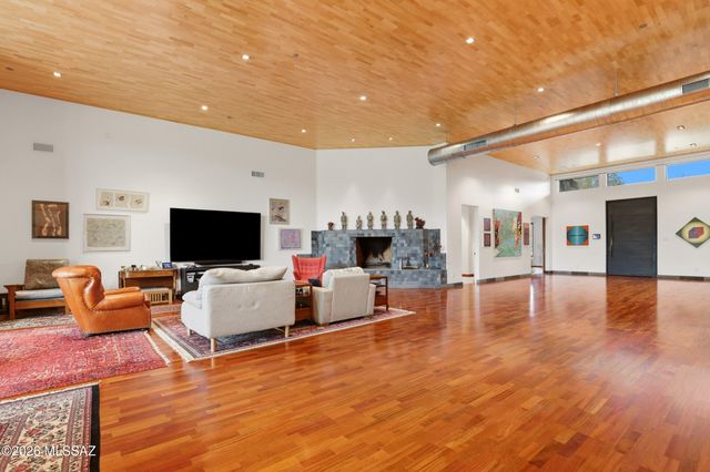 2965 N Calle Ladera, Tucson, AZ 85715