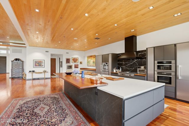 2965 N Calle Ladera, Tucson, AZ 85715