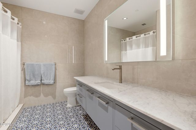 2965 N Calle Ladera, Tucson, AZ 85715
