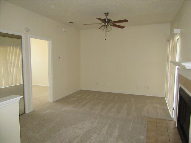 9737 Whitehurst Drive 31, Dallas, TX 75243