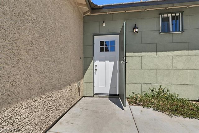 4966 Andover Drive, Las Vegas, NV 89122