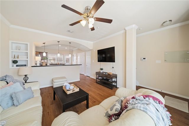 1198 Jones Butler Road 2401, College Station, TX 77840