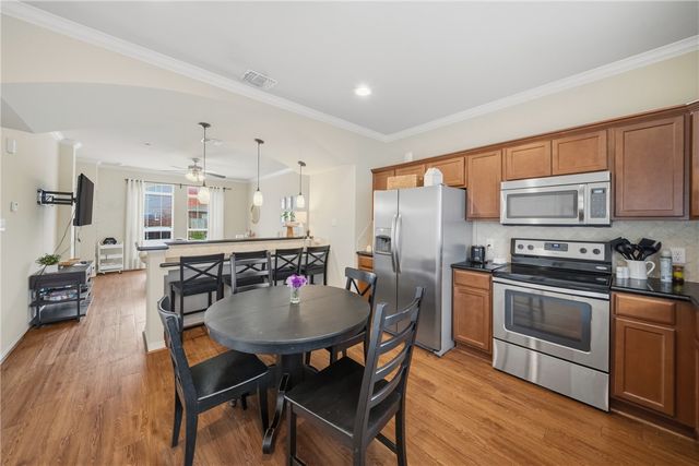 1198 Jones Butler Road 2401, College Station, TX 77840