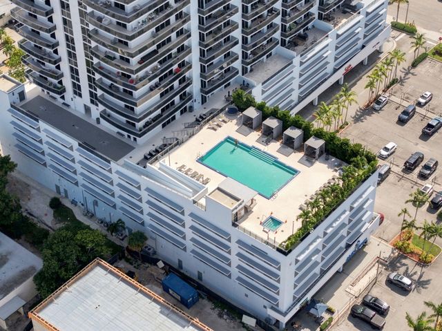 7901 HISPANOLA Avenue 1008, North Bay Village, FL 33141