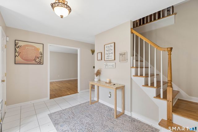 47 Autumn Ridge Road, Shelton, CT 06484