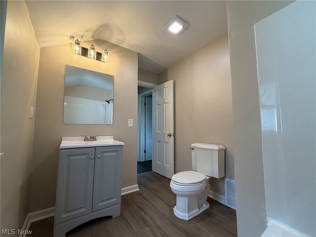 3928 Strandhill Road, Cleveland, OH 44128