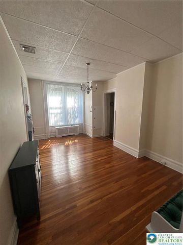 210 East GEOPP Street, Bethlehem City, PA 18018