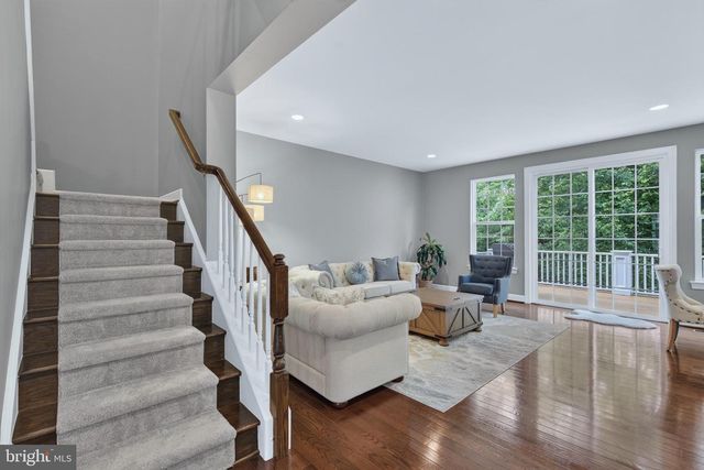 20283 CENTER BROOK SQ, Sterling, VA 20165