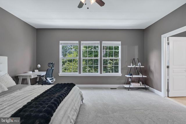 20283 CENTER BROOK SQ, Sterling, VA 20165