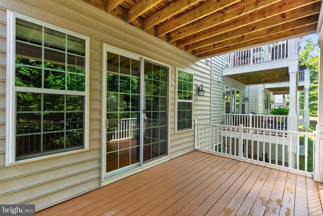 20283 CENTER BROOK SQ, Sterling, VA 20165