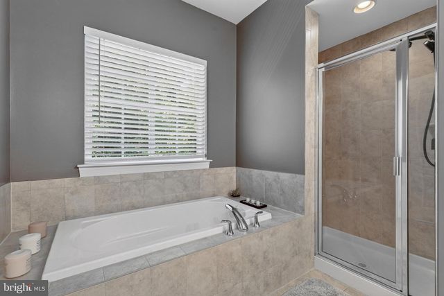 20283 CENTER BROOK SQ, Sterling, VA 20165