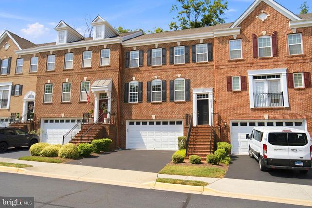 20283 CENTER BROOK SQ, Sterling, VA 20165