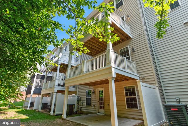 20283 CENTER BROOK SQ, Sterling, VA 20165